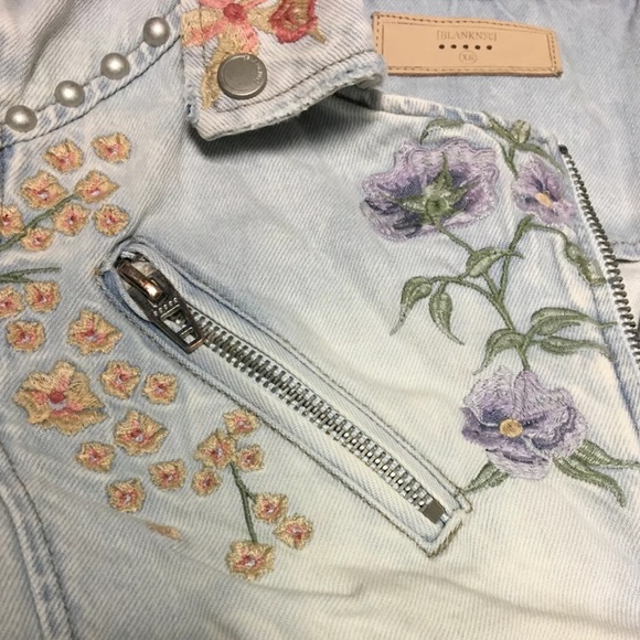 BLANK NYC embroidered moto denim jean jacket Excellent condition XS - Picture 3 of 9